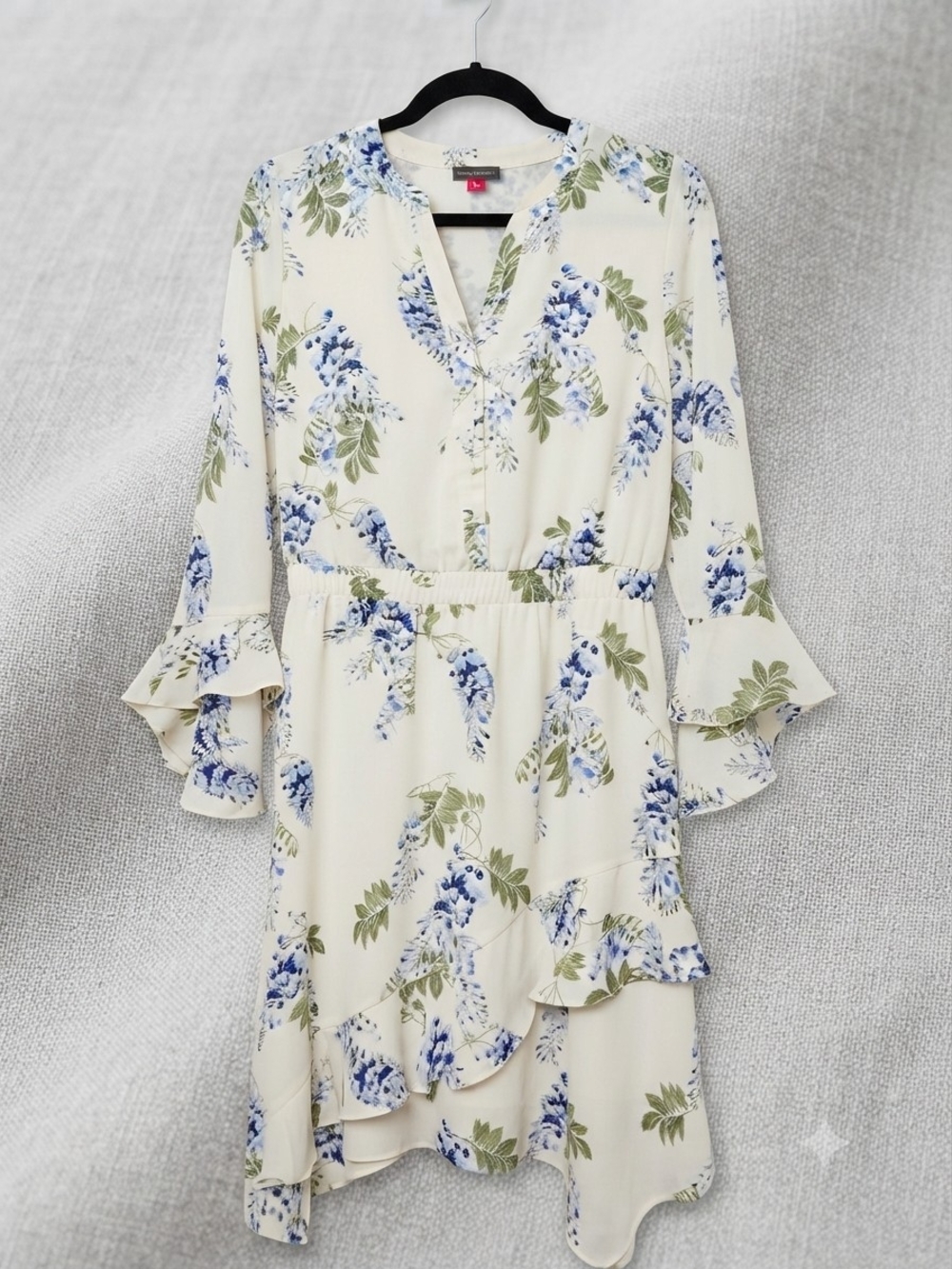 NWT Vince Camuto Floral Print Ruffle Hem Dress Size 8